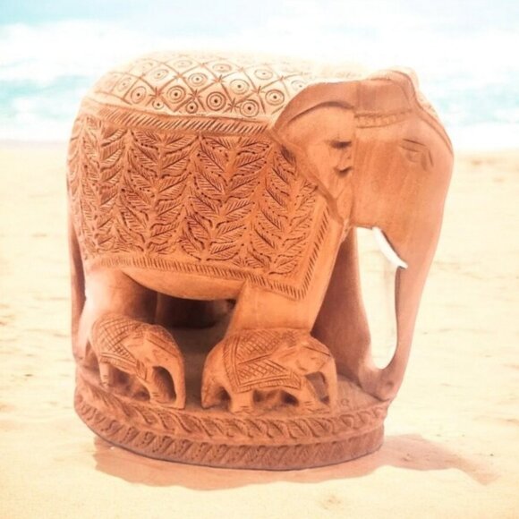 Vtg Solid Wood Mama Baby Elephant Figurine Sculpture Hand Carved Boho Caravan